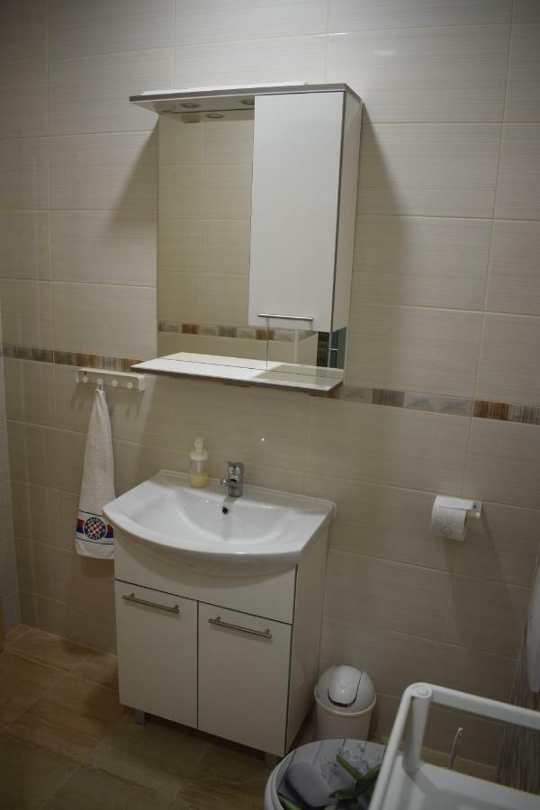 Apartman Dani-Podstrana公寓 外观 照片